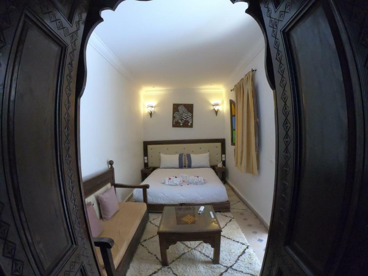 Отель Les Reves De Marrakech Марракеш Экстерьер фото